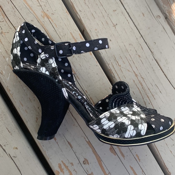 Polka dot pumps IRREGULAR CHOICE black white 36.5 - Picture 7 of 12